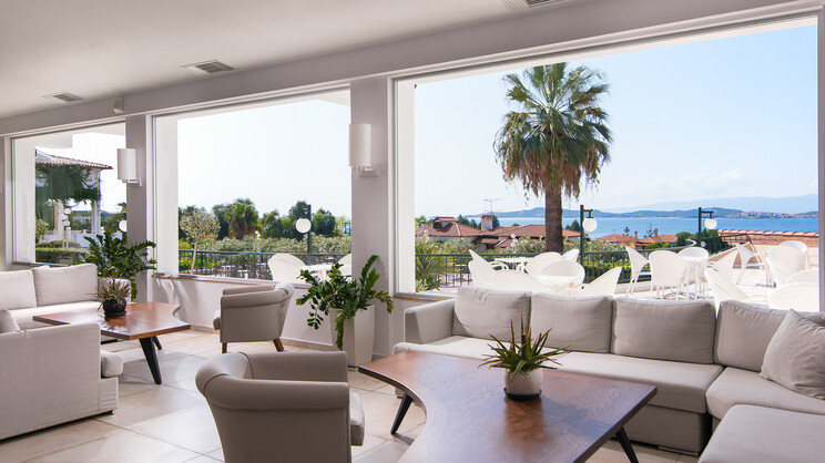 Alexandros Palace Hotel & Suites